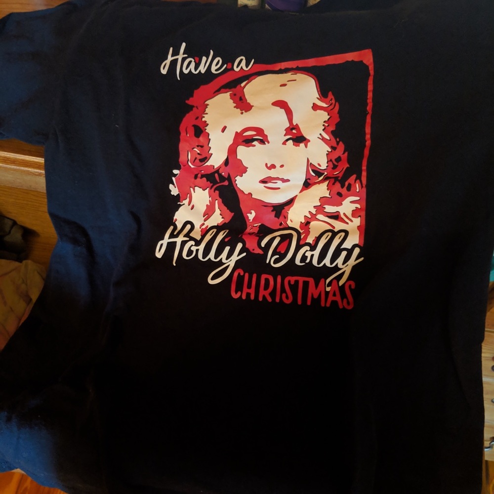 Dolly Christmas t shirt
